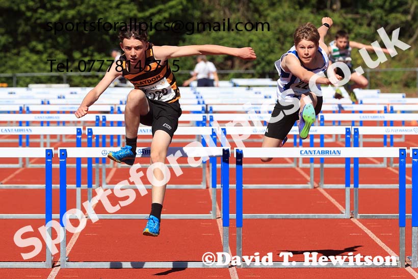Boys under-15s hurdles, 2025 North Eastern Track and Field Champs., Shildon, County Durham. Photo: David T. Hewitson/Sports for All Pics